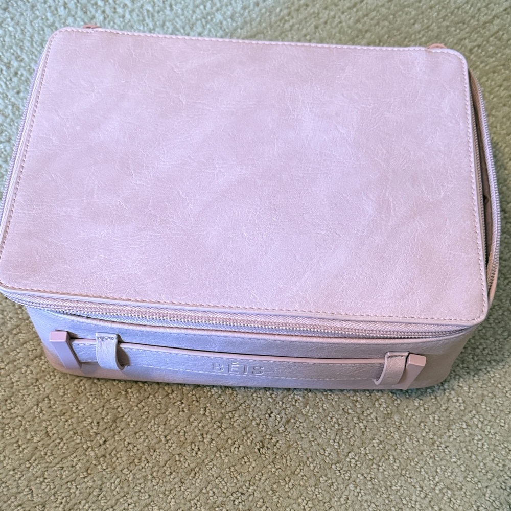 BEIS | Cosmetic Bag in Atlas Pink - Picture 5 of 8
